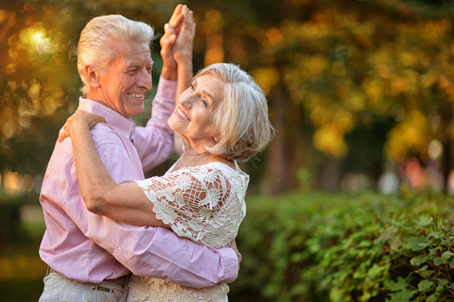 Illustration for article titled List of 100 Percent Free Senior Dating Sites in the USA